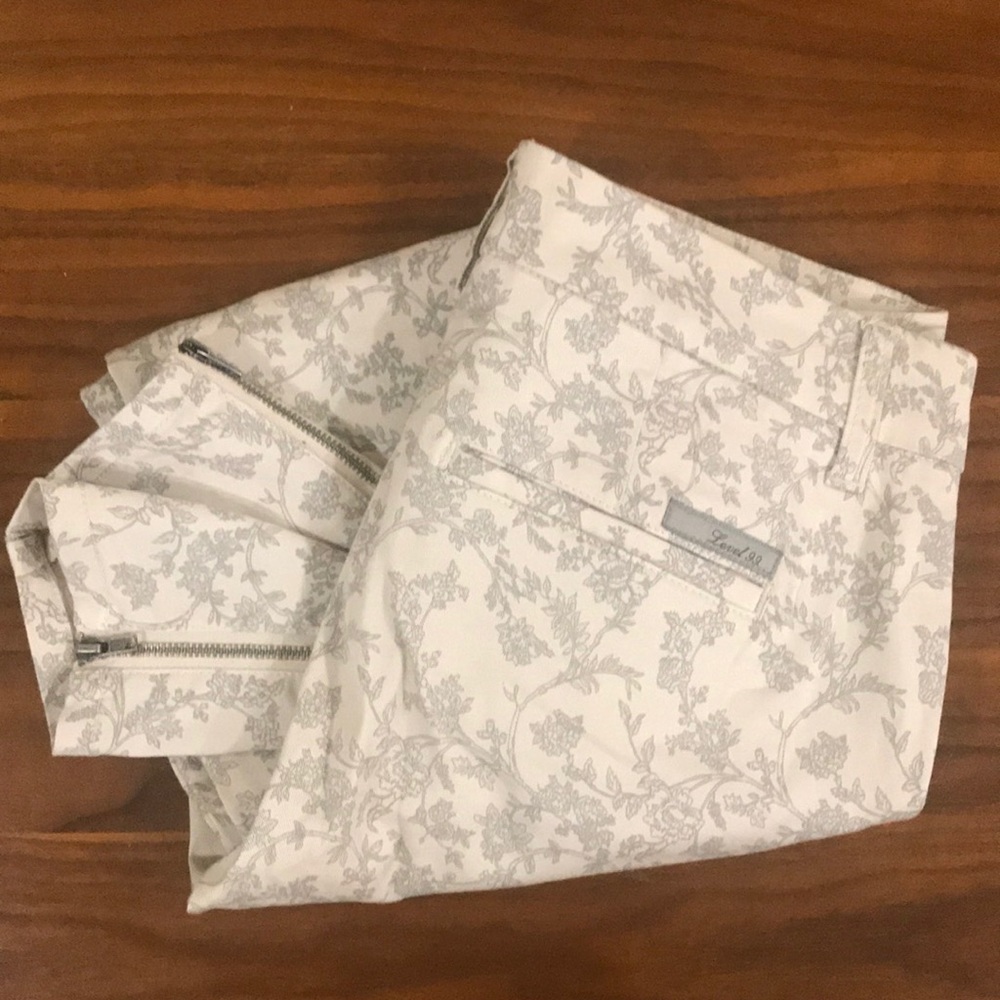 Anthropologie pattern jeans